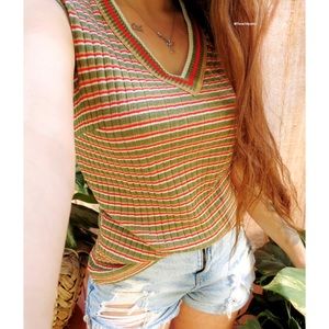 Vintage 70s light green striped knitted tank top 🌿